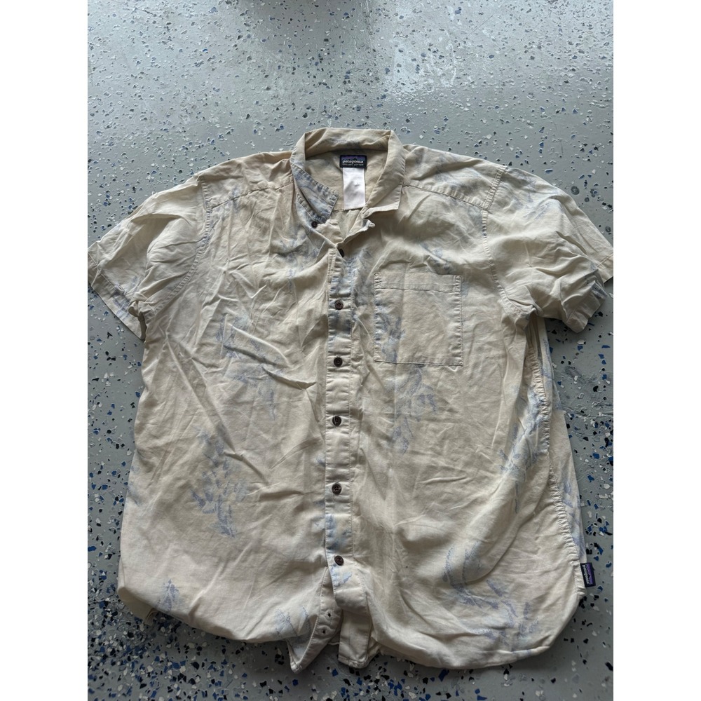 Patagonia Organic Cotton Button Up Camp Shirt Short Sleeve Mens‎ L